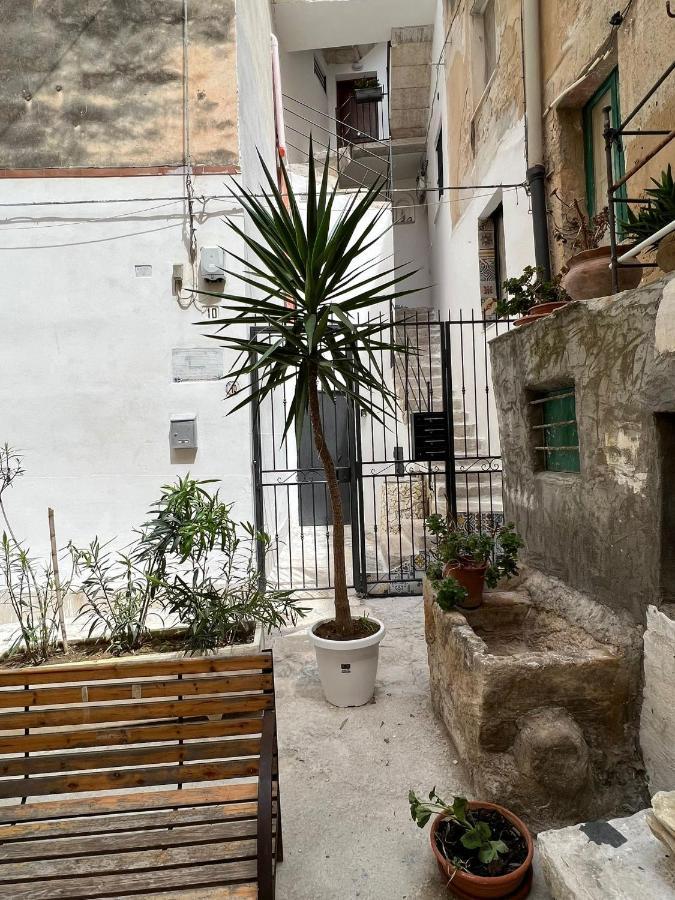 Casetta Ai Lavatoi Trapani Exterior foto